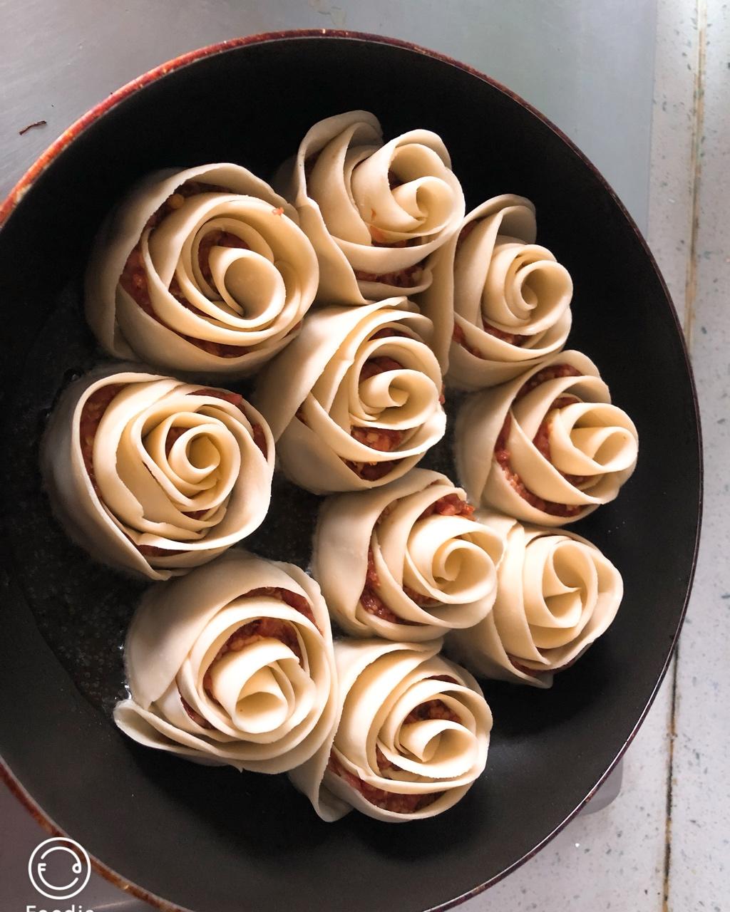 丹若_f0oi做的玫瑰花饺子