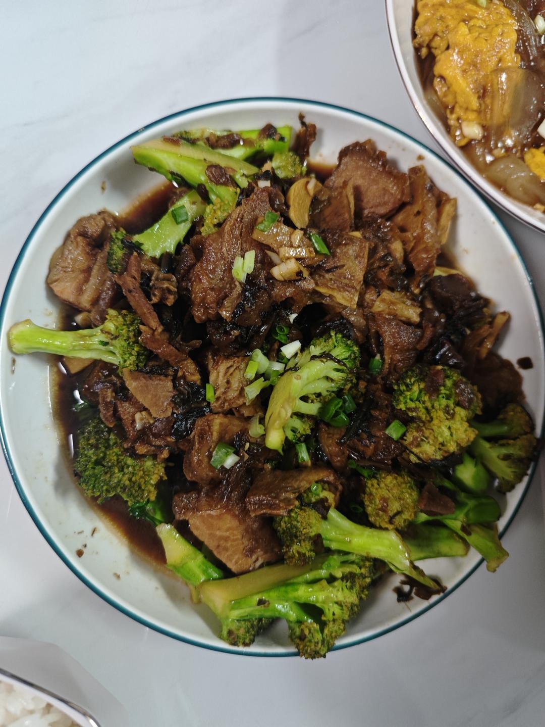 火爆川香干锅花菜下饭