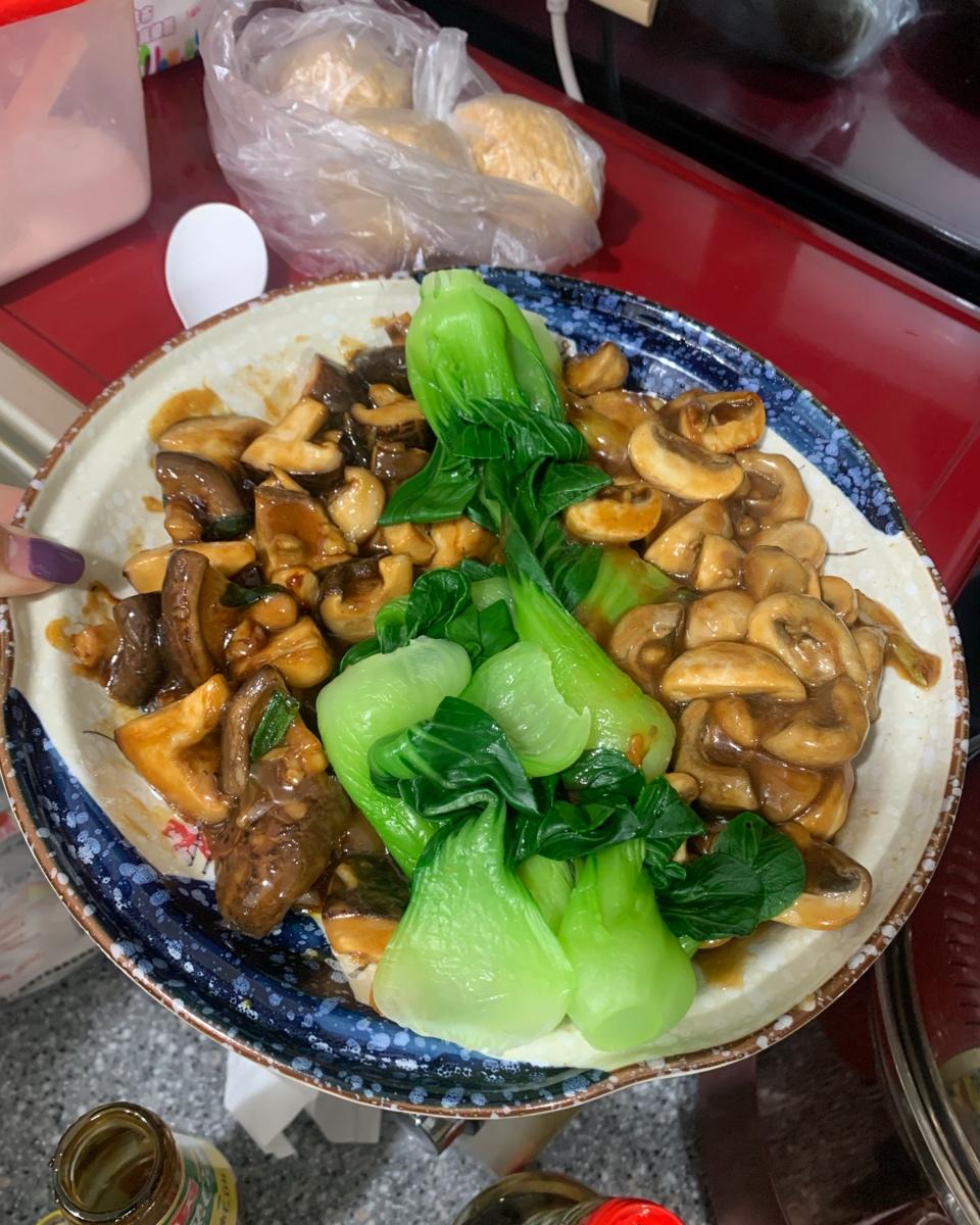 蚝油炒双菇