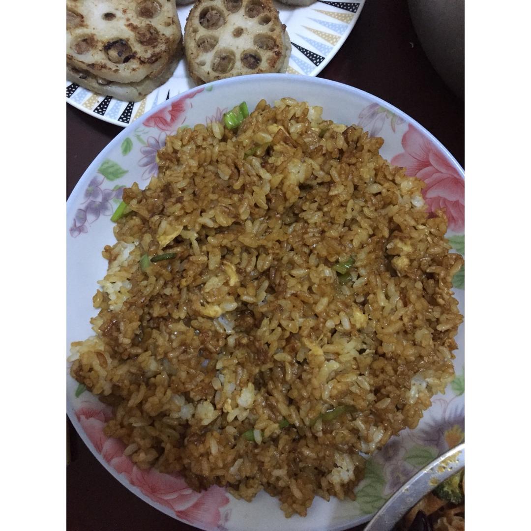 酱油炒饭(超级简单)