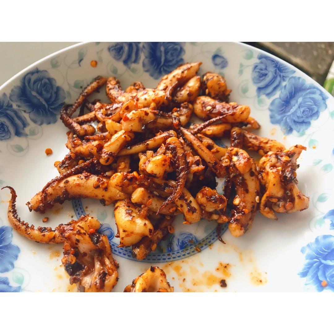 香辣鱿鱼须 赛过铁板的味道