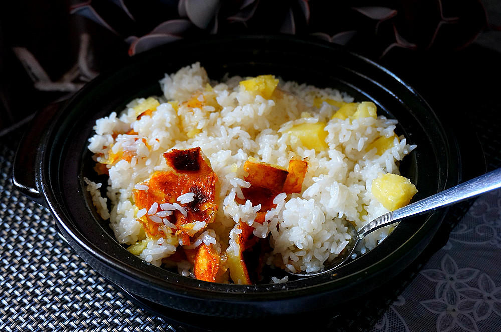 土豆焖饭 变形煲仔饭的做法