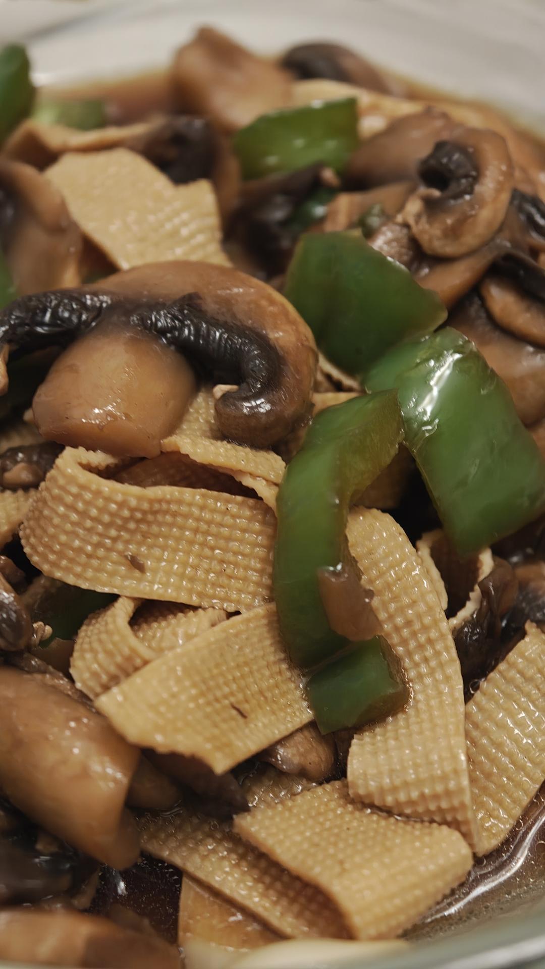 素炒鲜口蘑（白蘑菇），快手家常菜