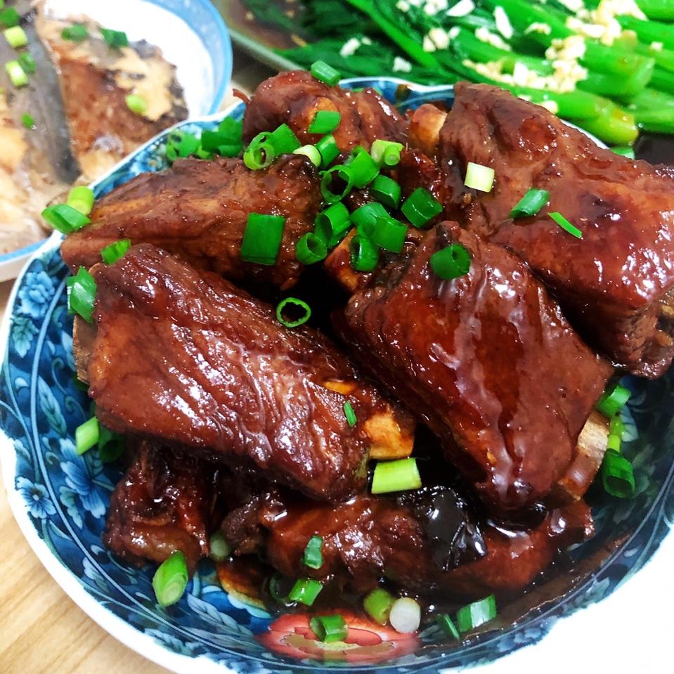 红烧排骨