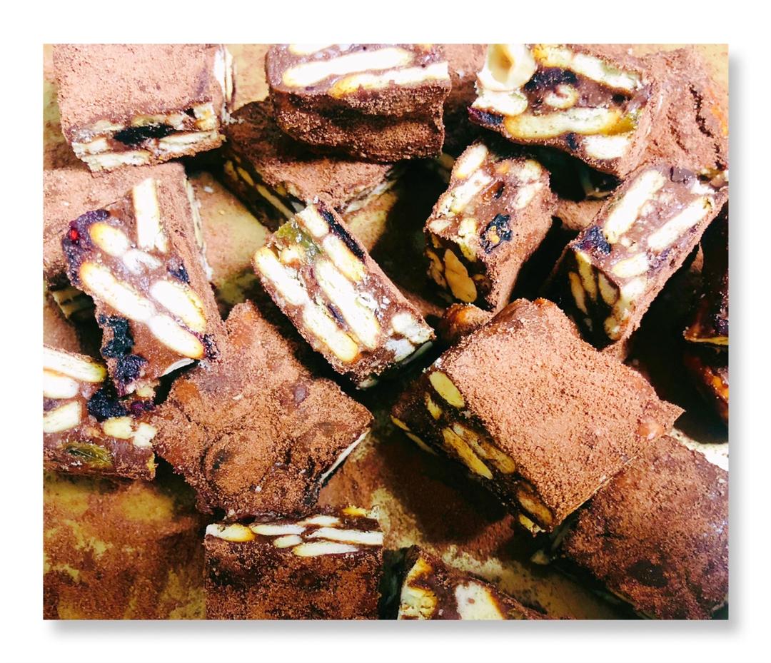 善食者静做的巧克力雪花酥