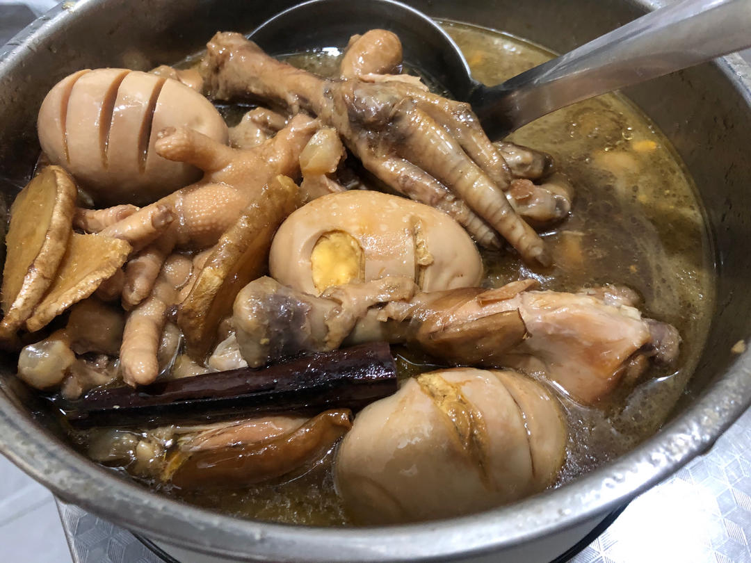 “销魂”卤鸡爪