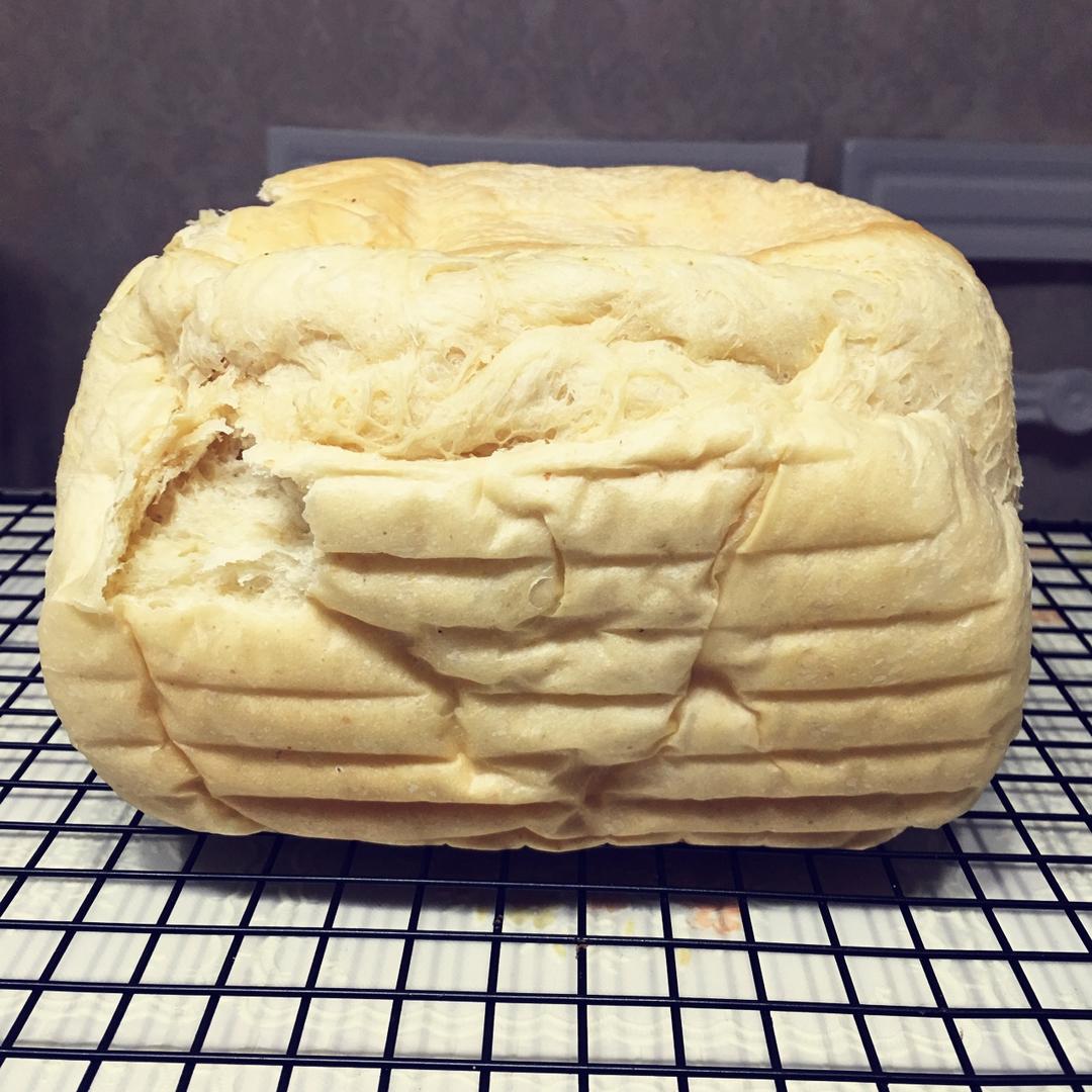 新手入门必做——面包机版葡萄干酸奶吐司