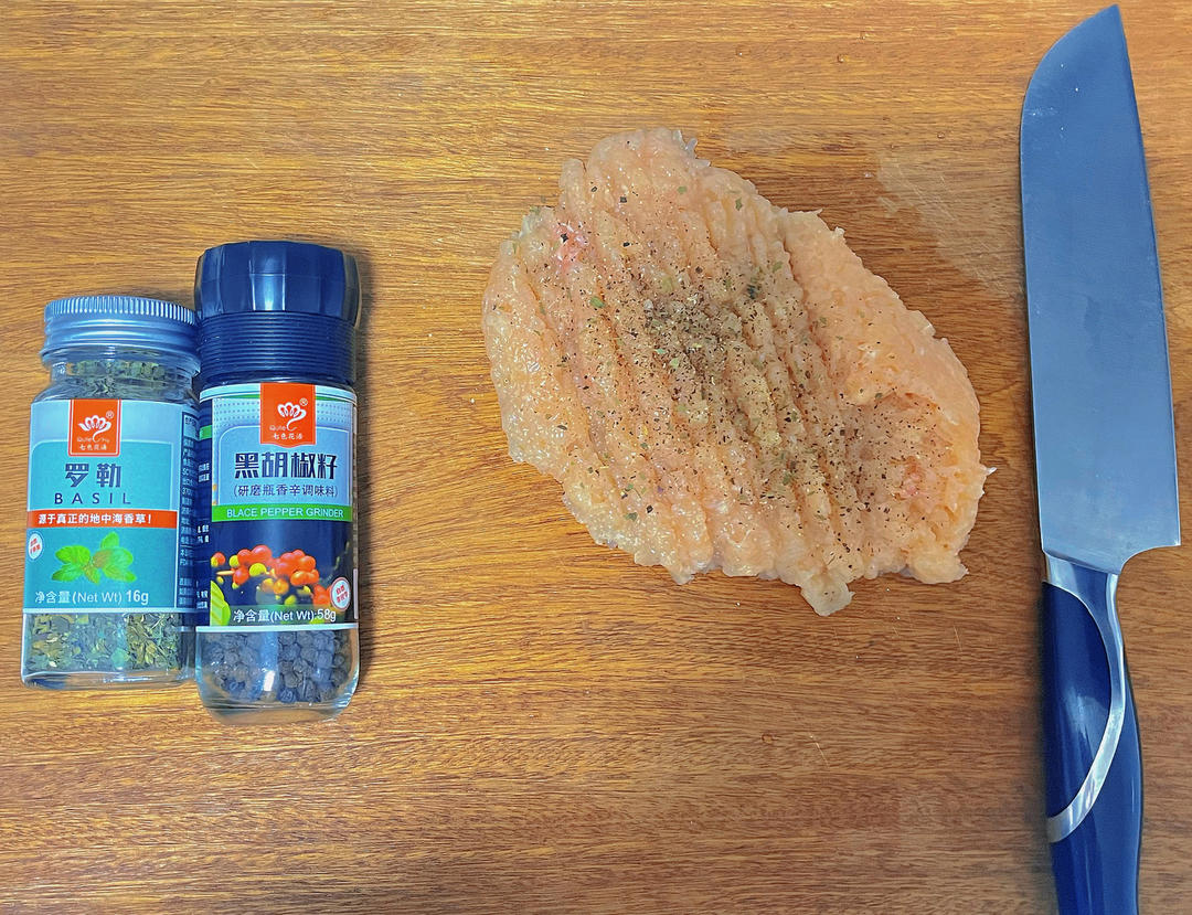 巨像薯片的低卡零食，无油低脂鸡肉脆片