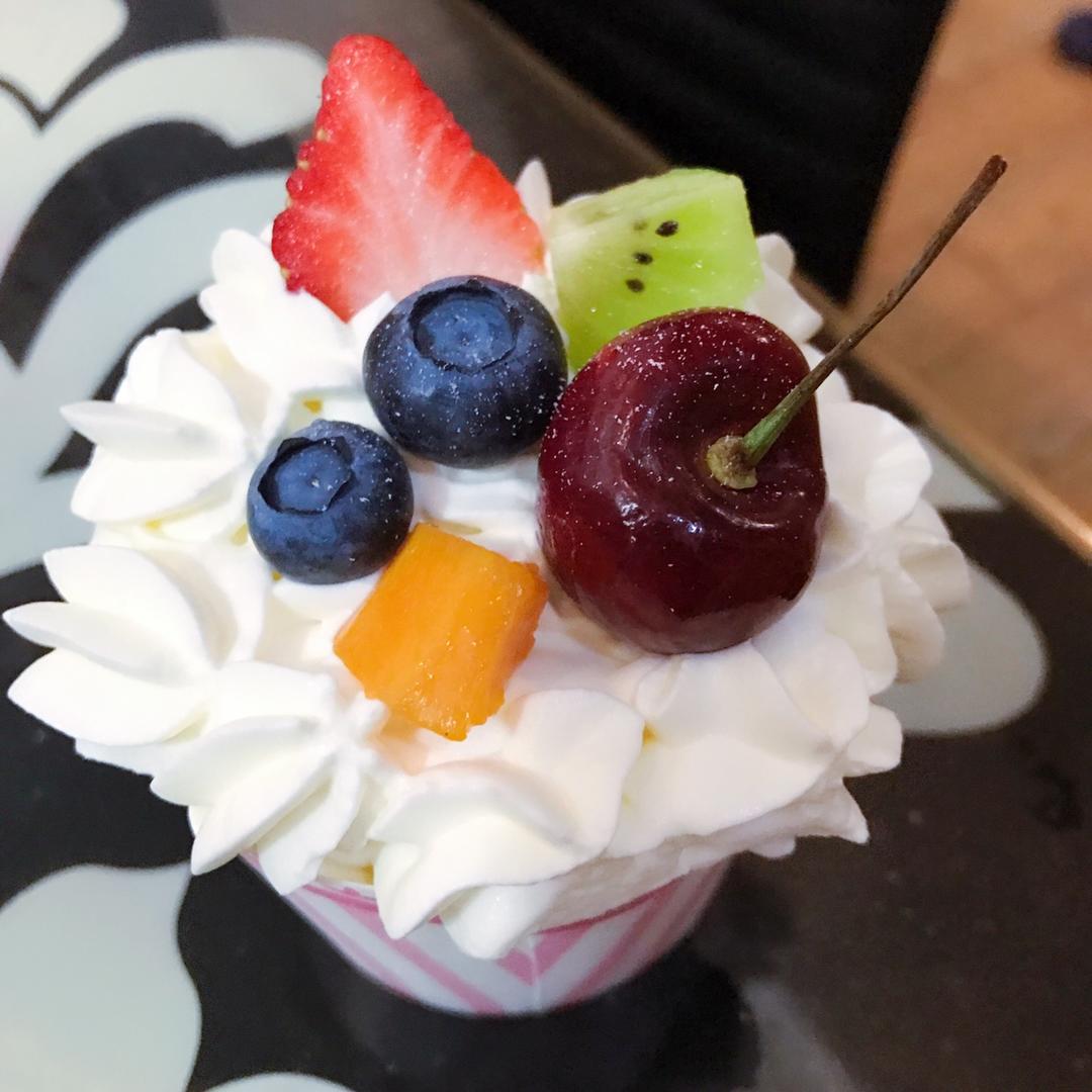 纸杯蛋糕 8寸戚风蛋糕的量