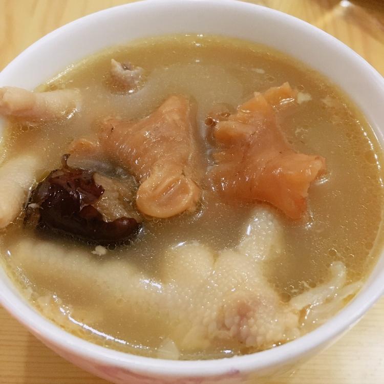 花胶鸡爪汤
