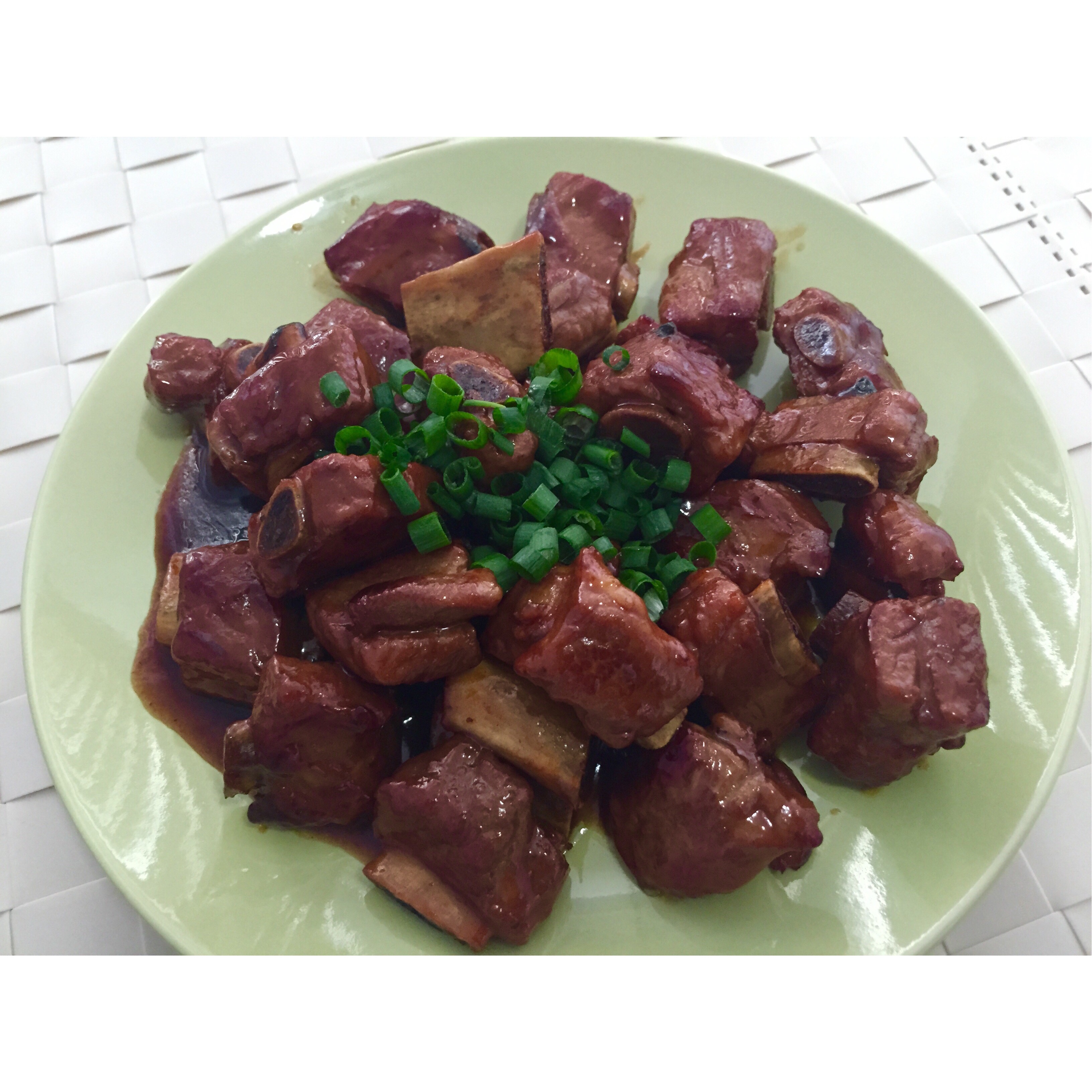红烧排骨