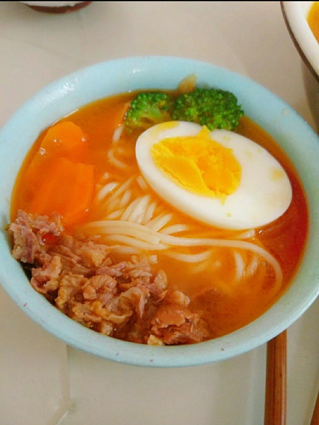 番茄牛腩面(妈妈的味道)