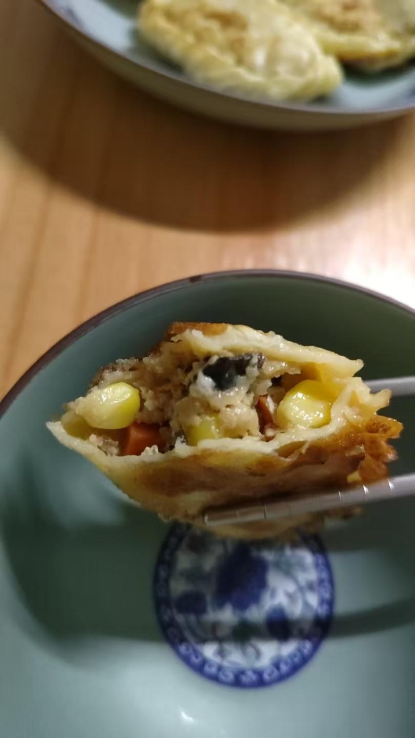 小朋友爱吃的饺子🥟
玉米胡萝卜猪肉馅～