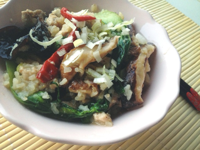 电饭煲之香菇糯米鸡饭