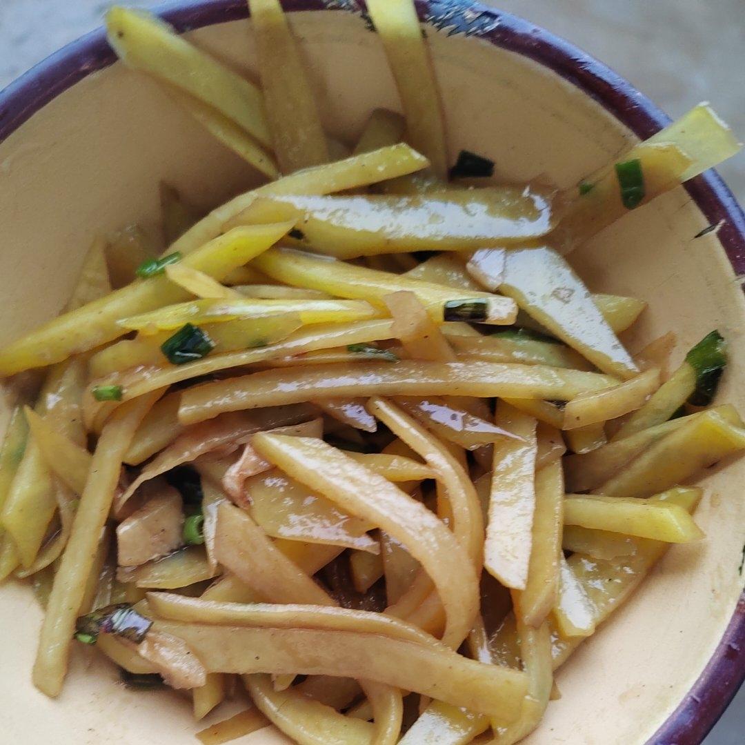 家常菜—清炒土豆丝