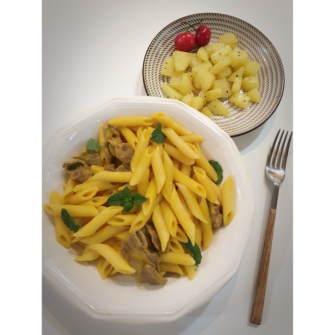 南瓜意面(Spaghetti with Pumpkin Sauce)