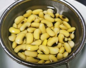 黄豆芽宝宝养成记（完成）的做法 步骤3