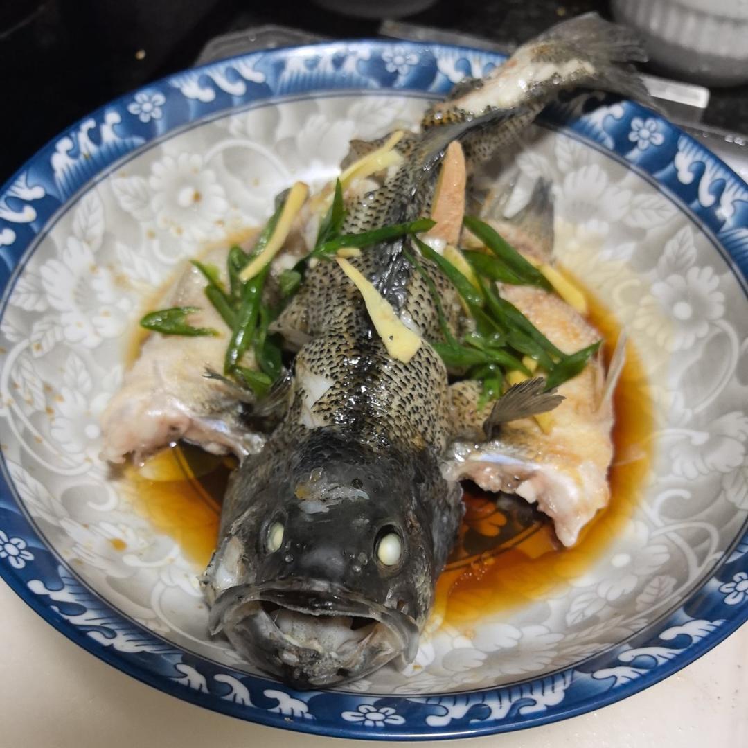 10分钟做 清蒸鲈鱼 （附切鱼图解）