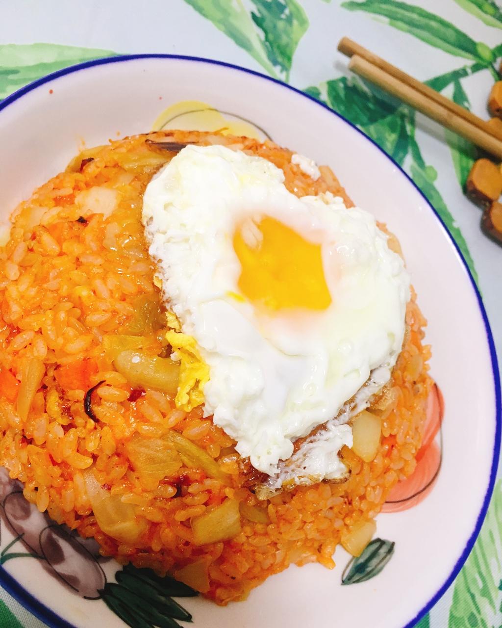 五花肉泡菜炒饭