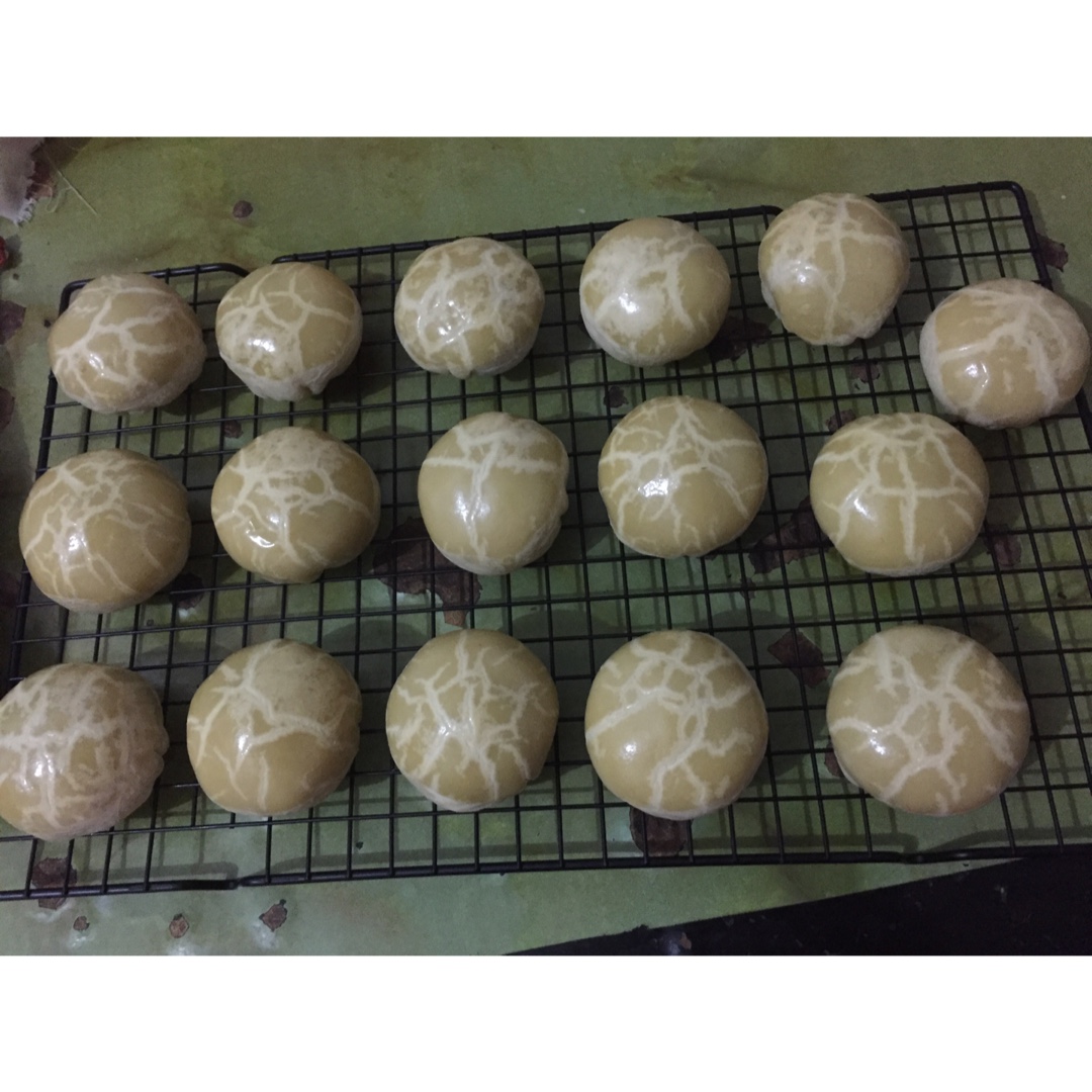 酥皮绿豆饼   酥得掉渣渣