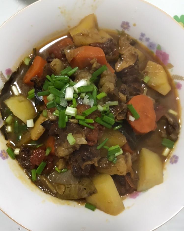番茄土豆炖牛腩