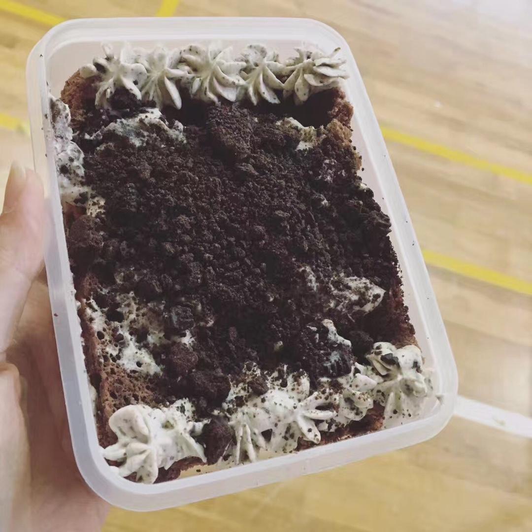 好吃到流泪的奥利奥咸奶油盒子蛋糕