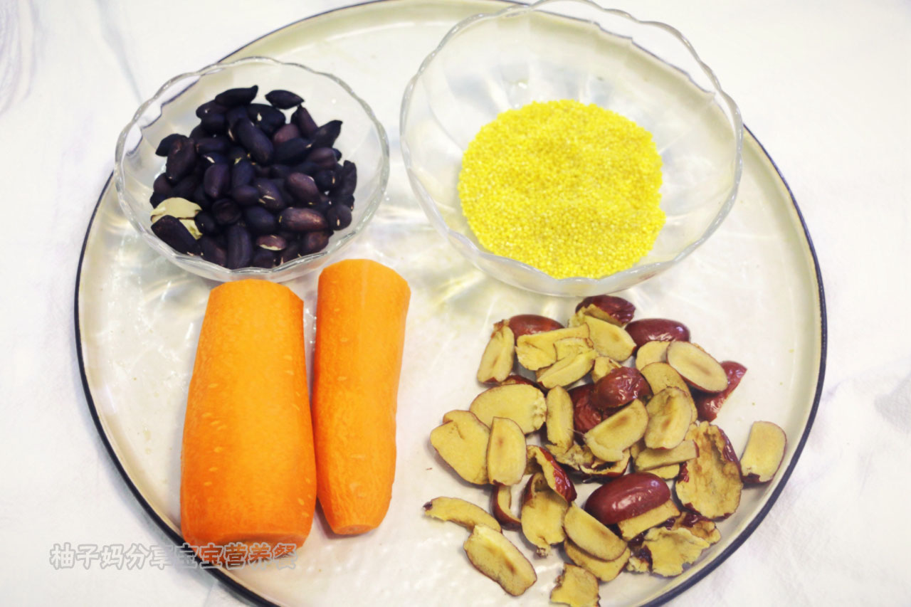 大枣胡萝卜小米花生糊—健脾养胃,增进食欲的做法 步骤1