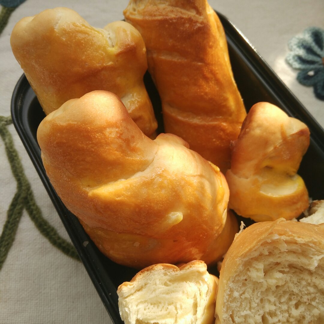 黄油面包卷