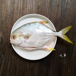 酸菜鲳鱼【家常版】的做法 步骤1