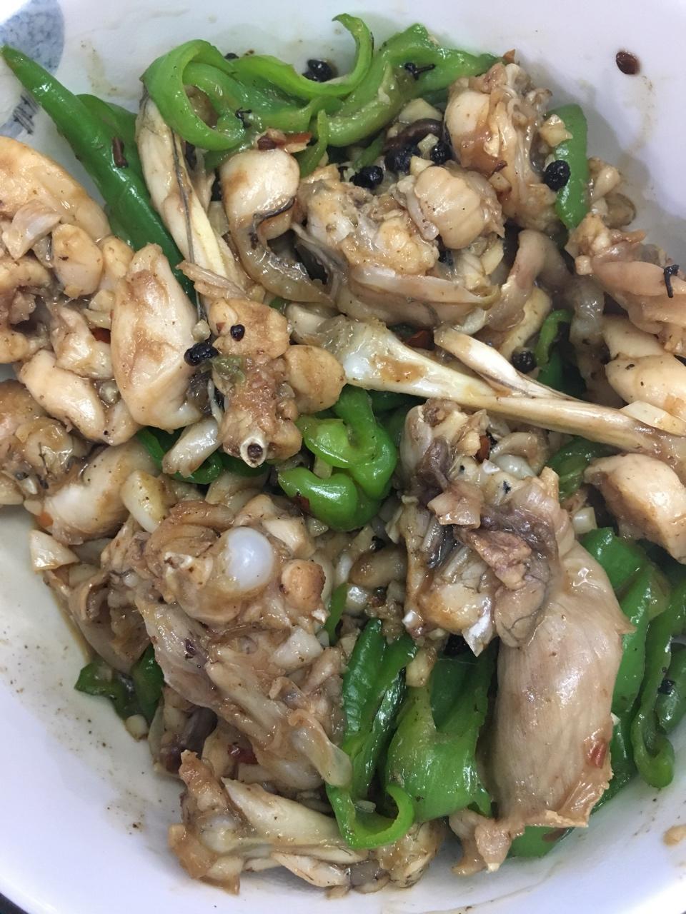 爆炒牛蛙