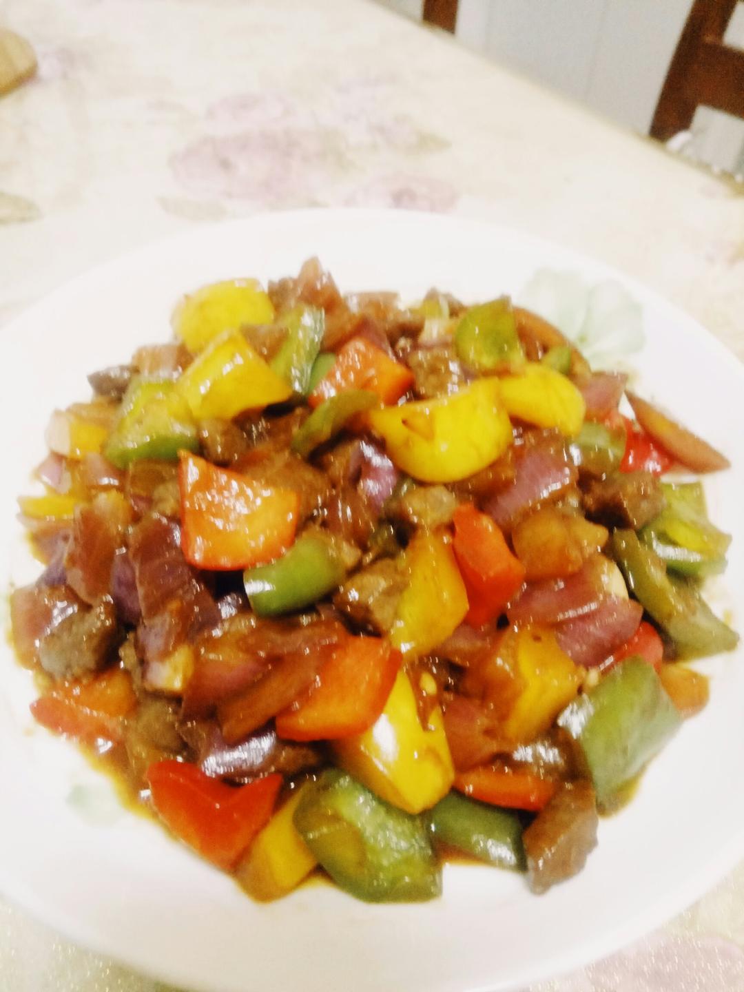 彩椒烧牛排