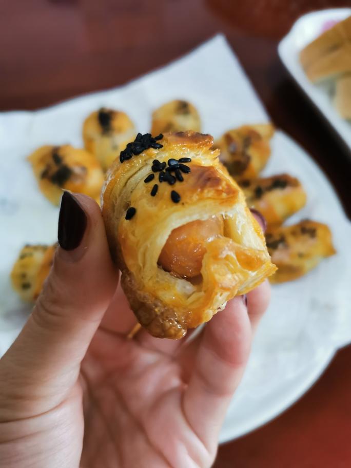 手抓饼版火腿酥