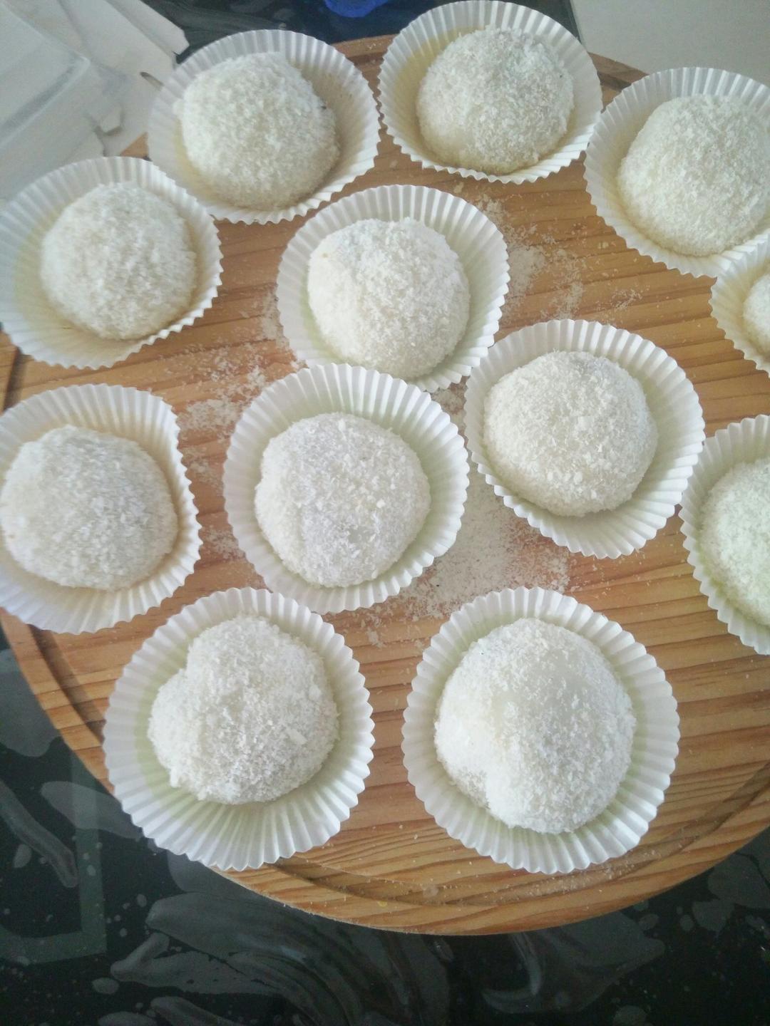 玲姐爱做饭做的自家制糯米糍