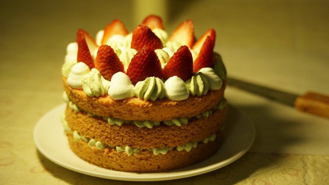 圣诞草莓雪人 红丝绒戚风裸蛋糕