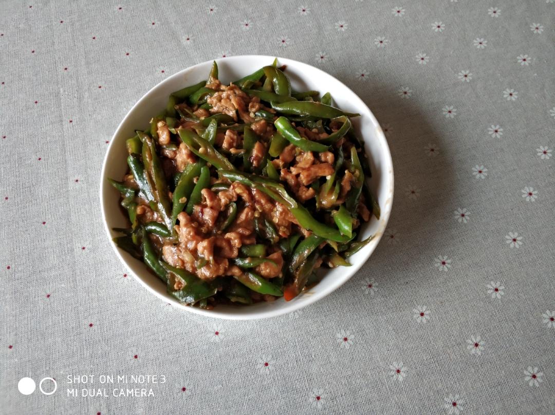 堂妈小厨——辣椒炒肉丝