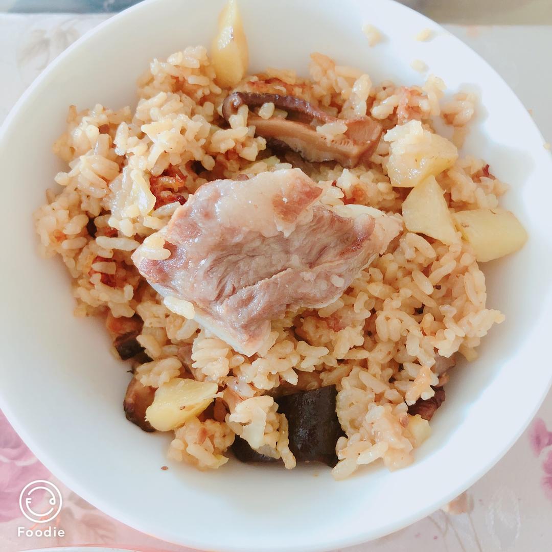 酱香排骨饭