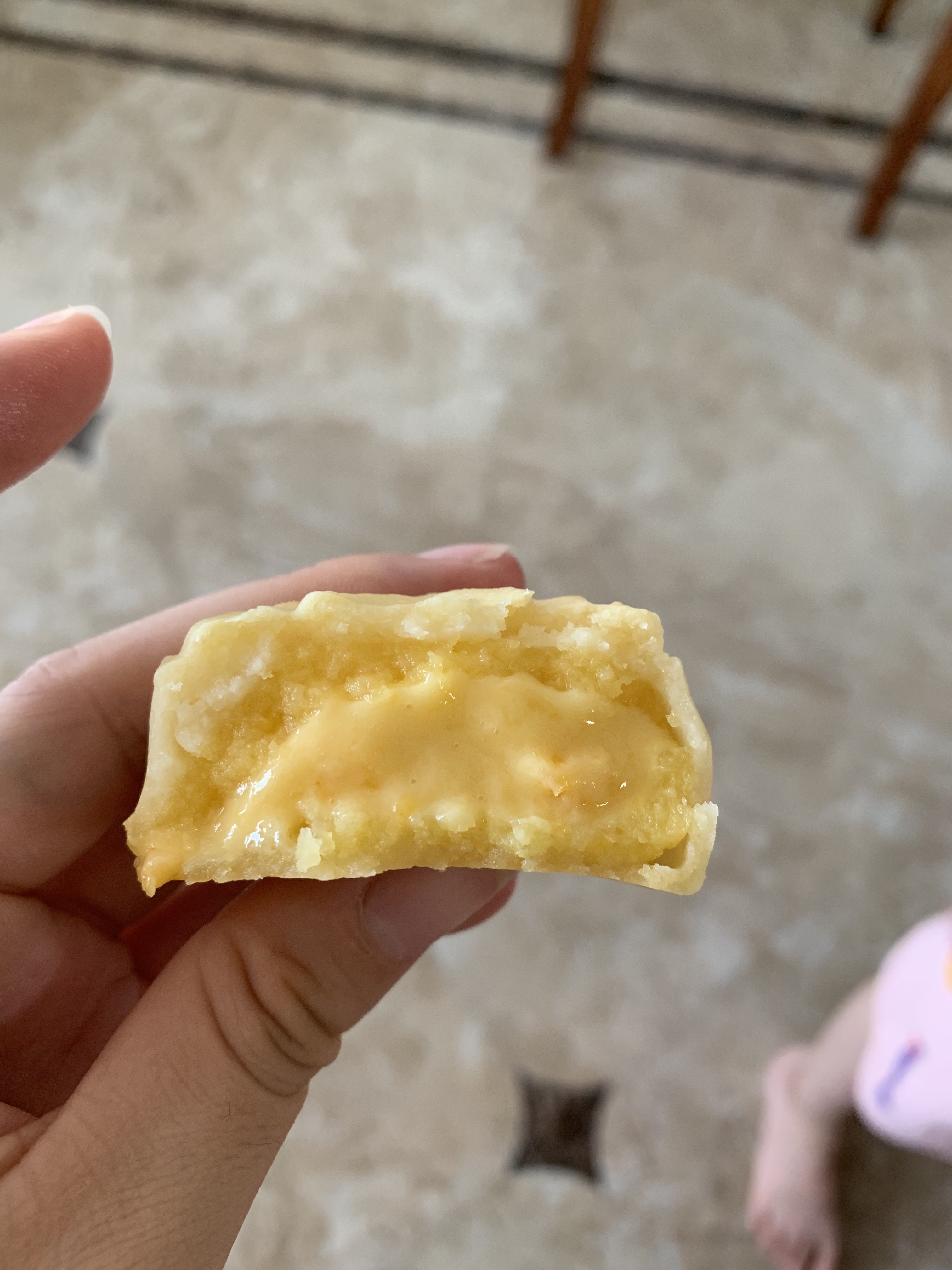 最最简单的做法，最简单的材料-奶黄流心月饼🥮的做法 步骤47