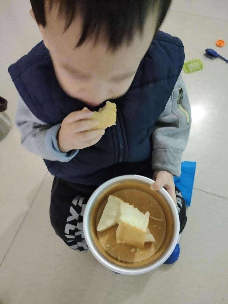 纯奶手撕吐司的做法 步骤1