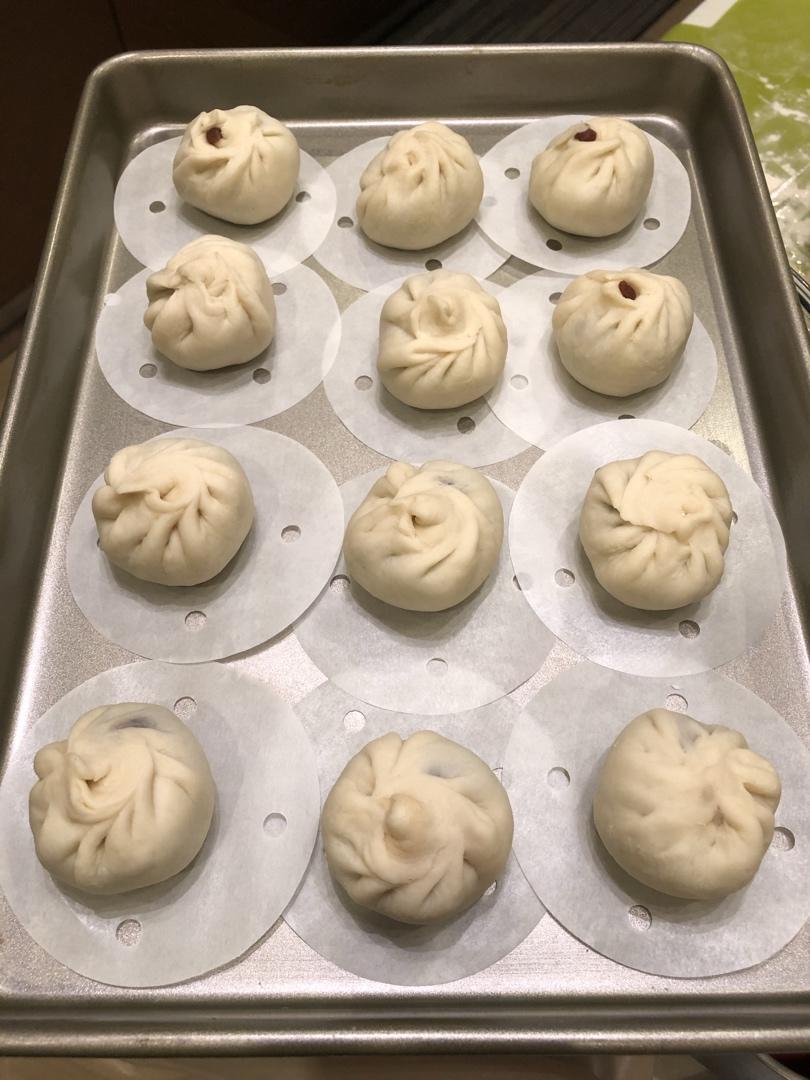 鲜肉小笼包