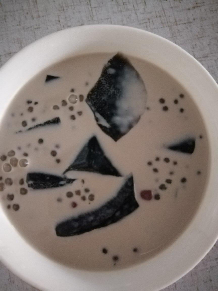 来一碗糖水，红豆芋圆西米露