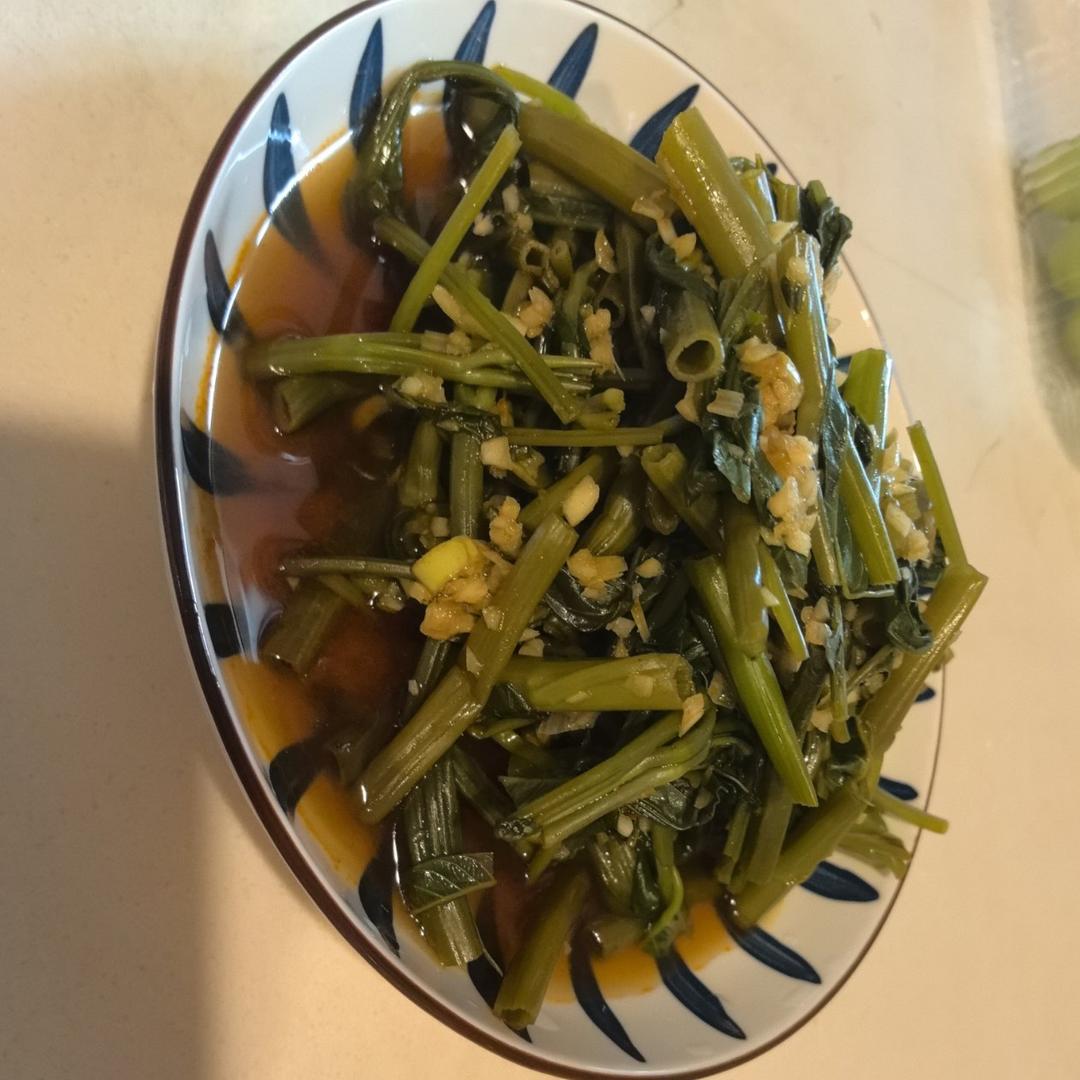 凉拌空心菜