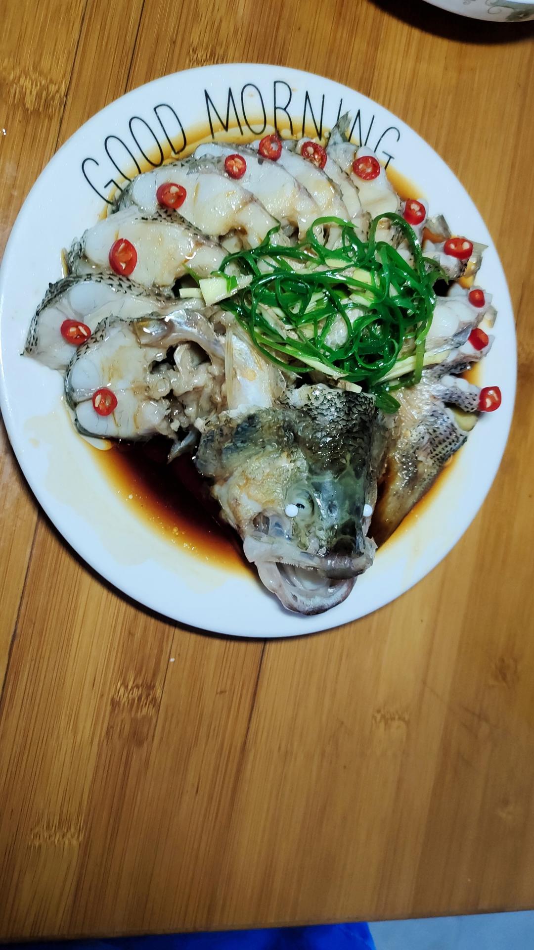 清蒸鲈鱼
