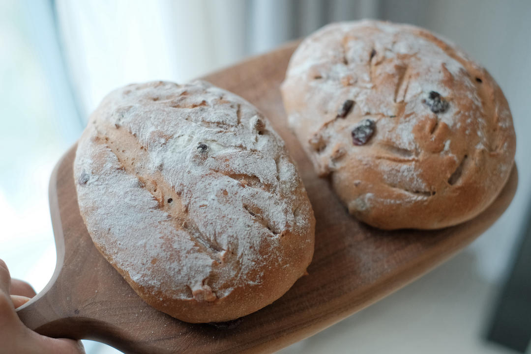 全麦蔓越莓核桃软欧包