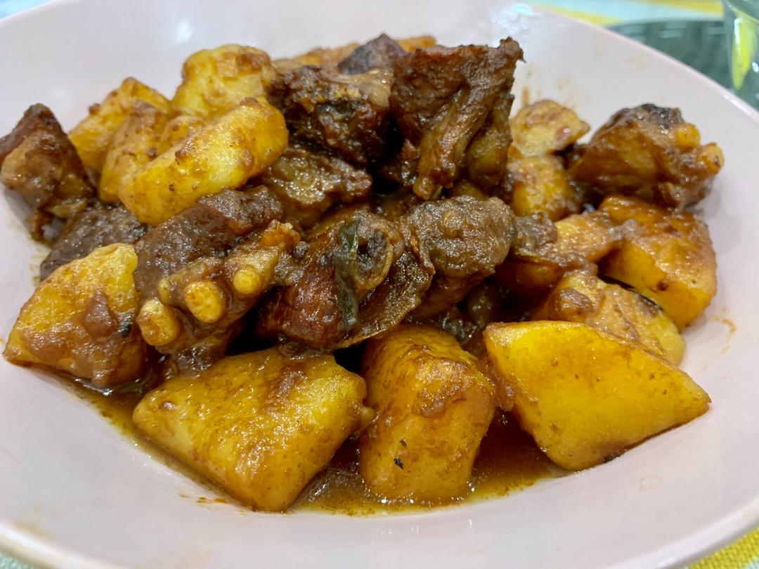 土豆炖排骨