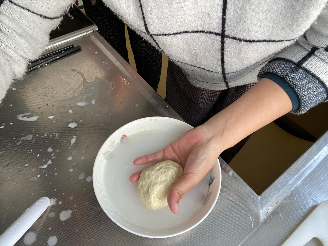 纯奶手撕吐司的做法 步骤1