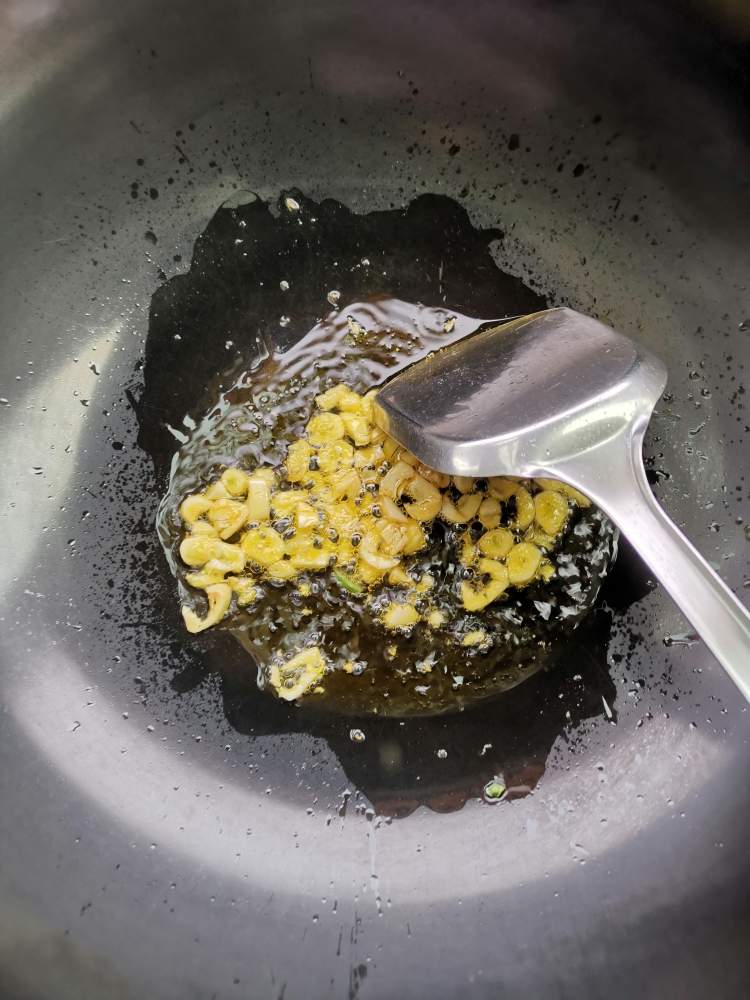 酸汤肥牛金针菇-下厨房酸汤肥牛调料的做法 步骤3