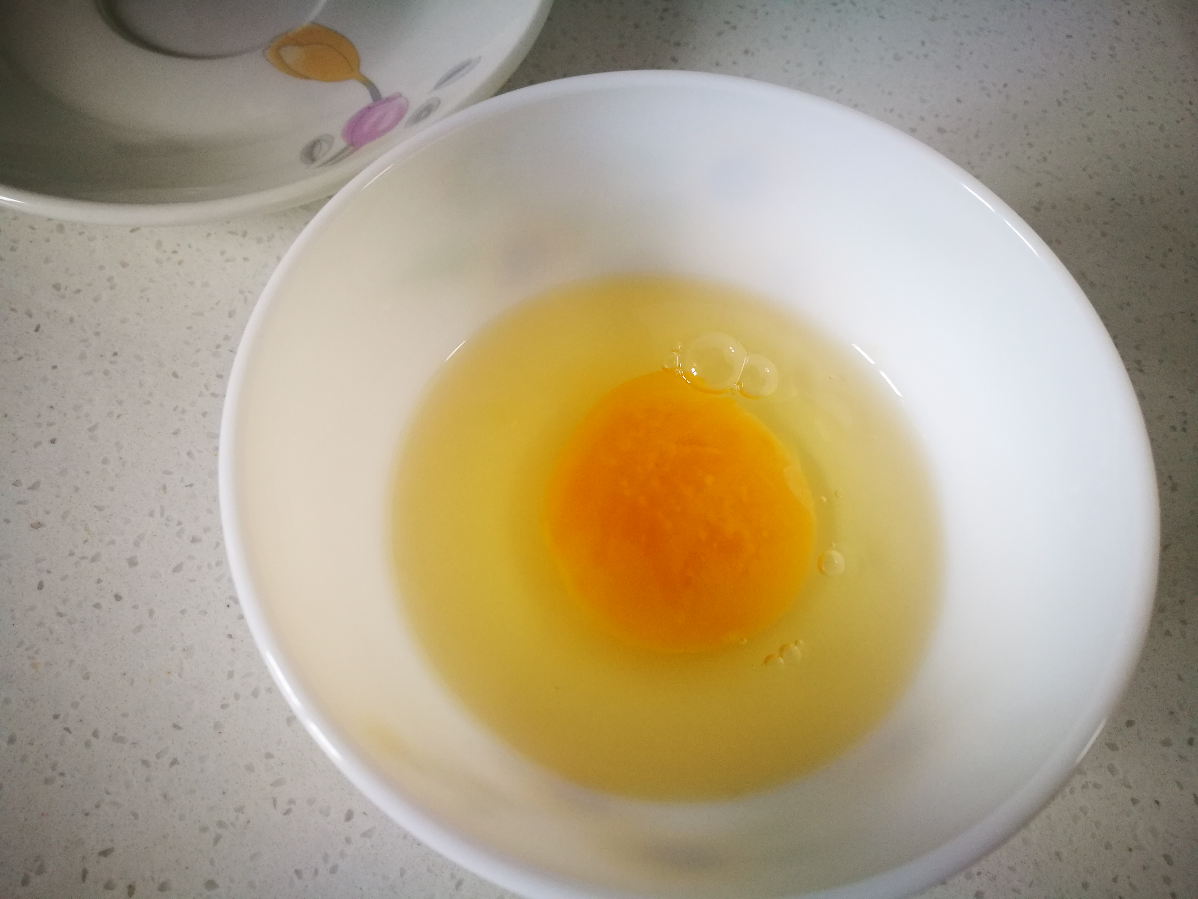 50秒的微波炉煎蛋的做法 步骤2