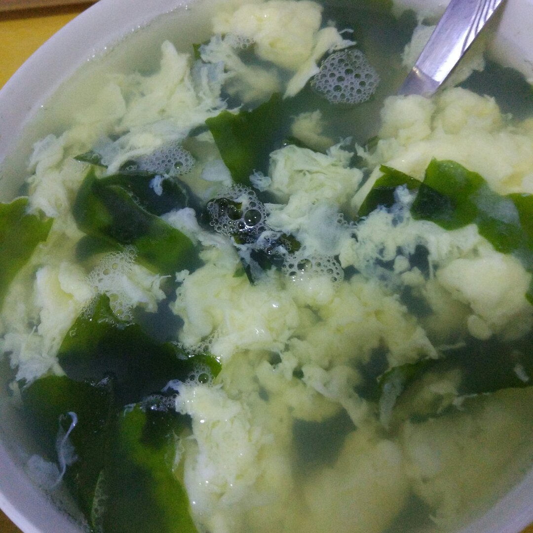裙带菜蛋花汤