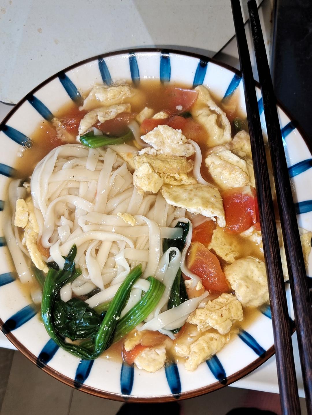 汤都要喝光的西红柿鸡蛋面