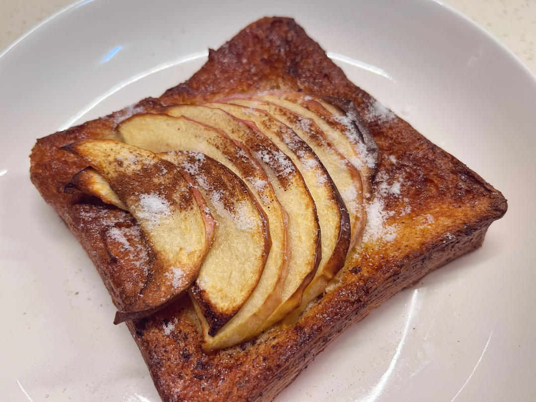 早餐：简单美味的肉桂苹果烤吐司（空气炸锅版）的做法